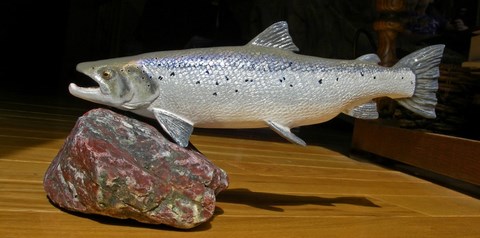 Sculpture d'un Saumond André Boucher